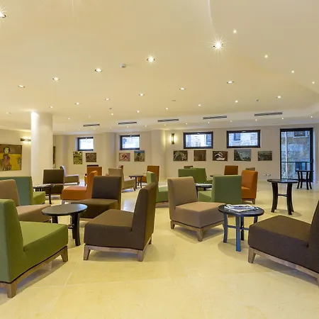 Aqua Montis & Hotel 4*