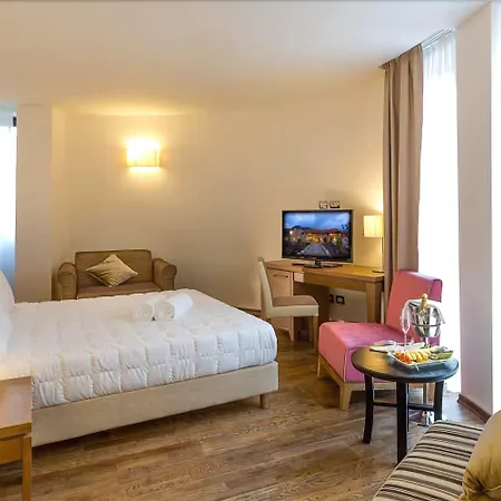Hotel Aqua Montis & 4*