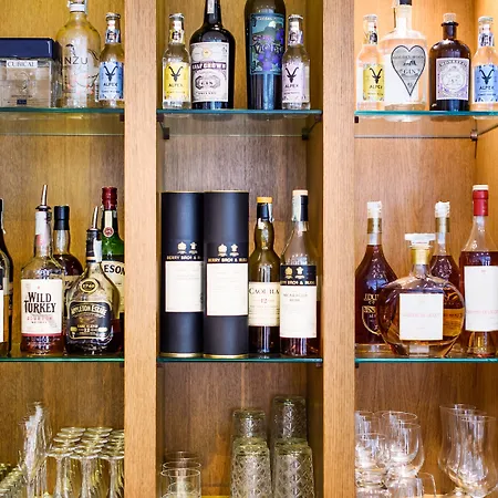 Отель Aqua Montis & Ривизондоли