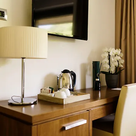 Hotel Aqua Montis & 4*