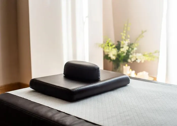 Aqua Montis & Отель Ривизондоли