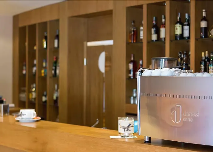 Отель Aqua Montis & 4*