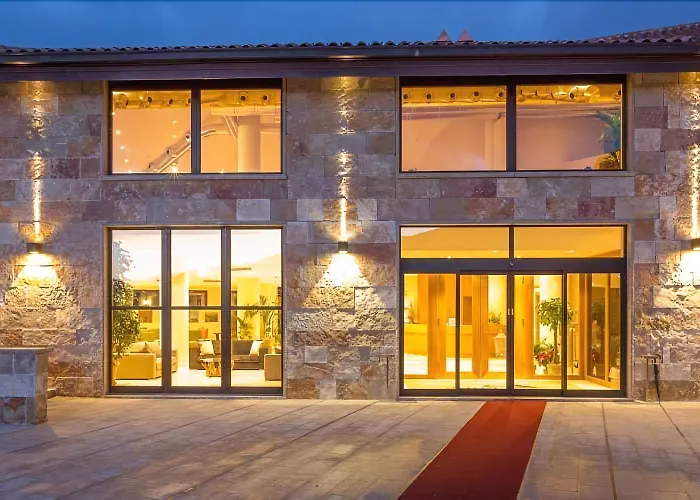 Aqua Montis & Отель 4*