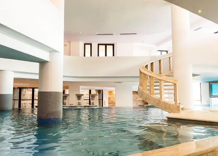 Отель Aqua Montis &